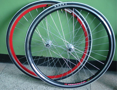 Arreglar los juegos de ruedas de bicicleta de engranajes